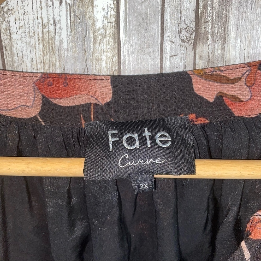 Fate Cammie Black Floral Button Blouse - Picture 6 of 7